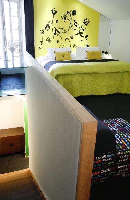 Design Hotel Des Francs Garcons Saint-Sauvant  객실 사진